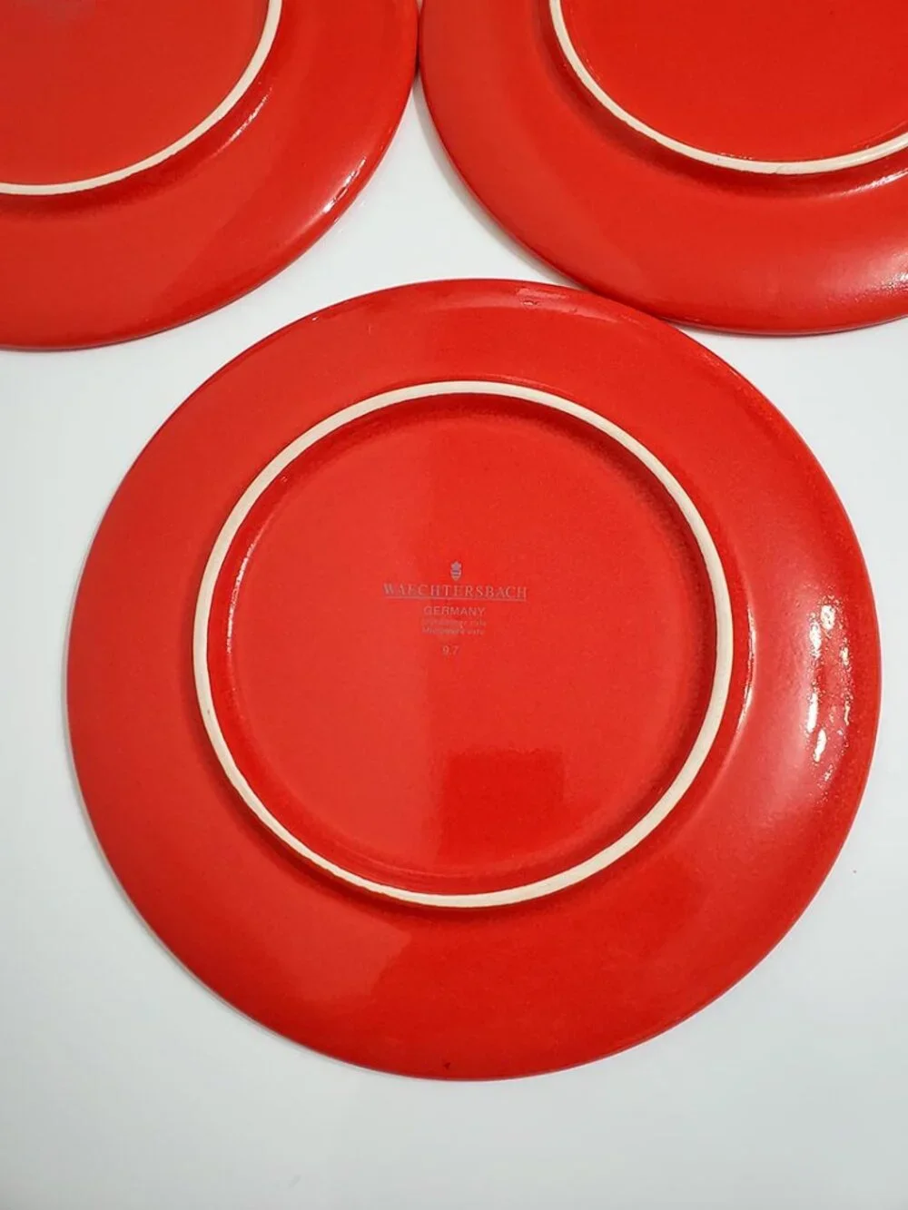 Waechtersbach Mixed Lot Red Christmas Tree 3 Plates 7.75